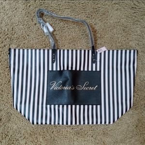 Victoria's Secret tote bag! NEW WITH TAGS!!